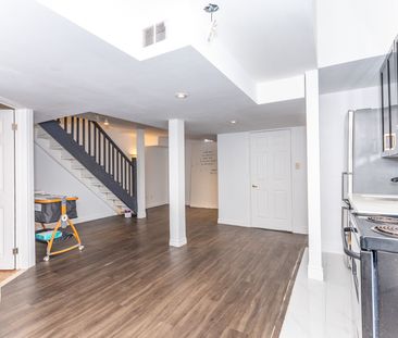 For Lease - 224 Wilcroft Court, Pickering, Ontario - Photo 3