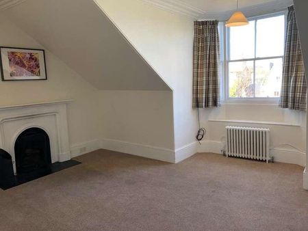 Carden Terrace, Top Floor, Aberdee, AB10 - Photo 3