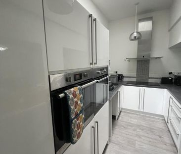 9 bedroom house share to rent - Photo 3