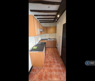 2 bedroom terraced house to rent - Photo 2