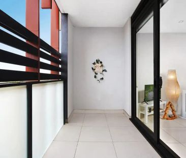 215/1003-1005 Mt Alexander Road, Essendon VIC 3040 - Photo 1
