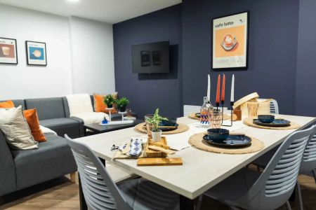 7 Bed En-suite - Photo 5