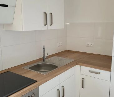 Renovierte 3 Zimmerwohnung mit schicker Einbauküche in zentraler La... - Photo 3