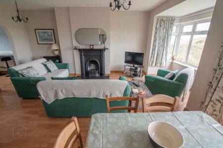 20 The Links, Portrush, BT56 8SX - Photo 5