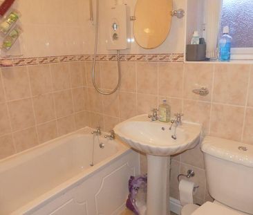 2 bedroom property to rent - Photo 5