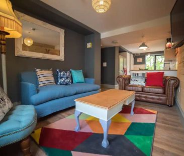 Silver Room - Photo 4