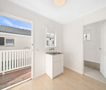 7 Tainton Street, Clontarf QLD 4019 - House For Rent - $700 | Domain - Photo 2