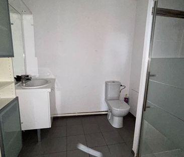 Location Appartement 2 pièces 43m² - Photo 4