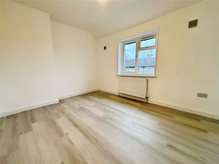 Bentworth Road, London, W12 7AA - Photo 4