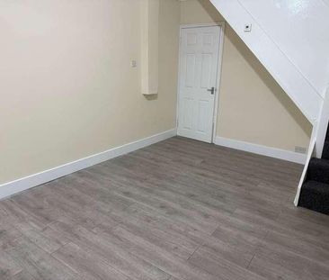 Knighton Lane, Leicester, LE2 - Photo 5