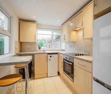 2 bedroom terraced house to rent - Photo 5