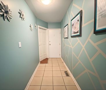 $1,499 / 2 br / 1 ba / 44 Spring st #upper - Photo 4