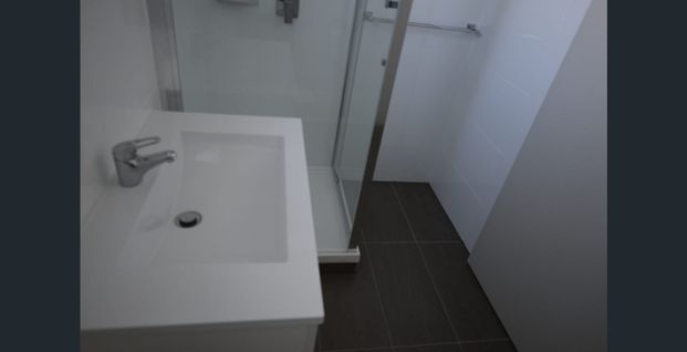 Tidy one bedroom! - Photo 1