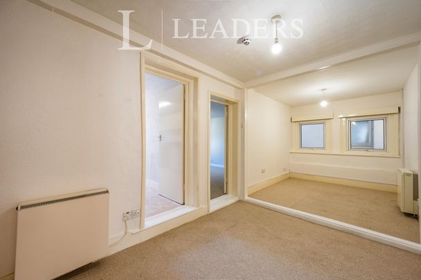 2 bedroom apartment to rent Clarendon Road, Southsea, PO5 - Photo 1