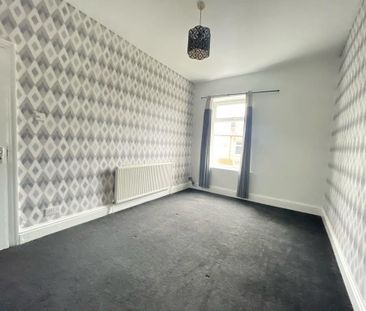 5 bedroom terraced house to rent - Photo 4