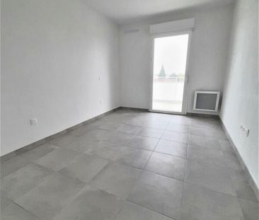 Location Appartement 3 pièces 63m² NIMES 30000 - Photo 3