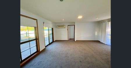 4 Bedroom Home - Photo 2