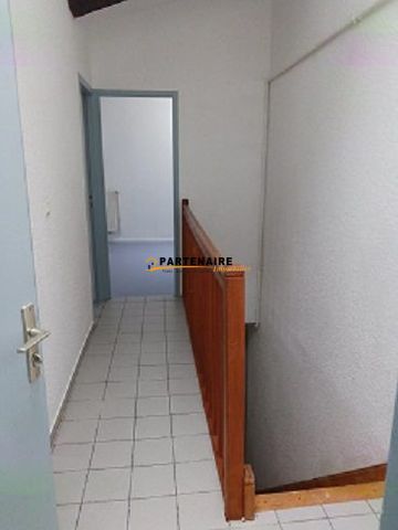 Location Appartement 2 pièces 50m² ST VALLIER 26240 - Photo 4
