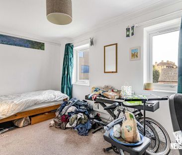 4 bedroom end of terrace house to rent - Photo 6