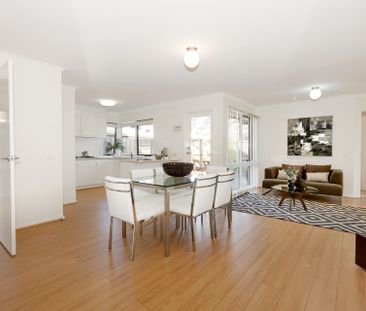 Modern & Convenient Living at 1/205 Hogans Road, Hoppers Crossing! - Photo 2