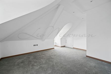 AC Court, Thames Ditton, KT7 - Photo 2