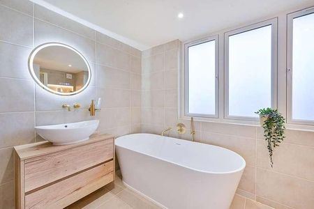 Chesterfield Road, Chiswick, W4 - Photo 4