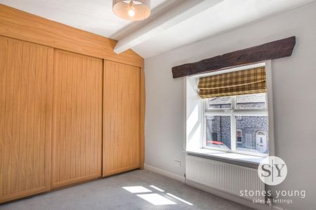 2 bedroom terraced house to rent - Photo 4