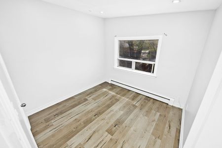 For Lease - 2953 Lawrence Avenue Unit# upper, Toronto, Ontario - Photo 4