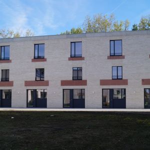 Huis te huur in Oostende voor € 1.300 met 3 slaapkamers - Photo 2