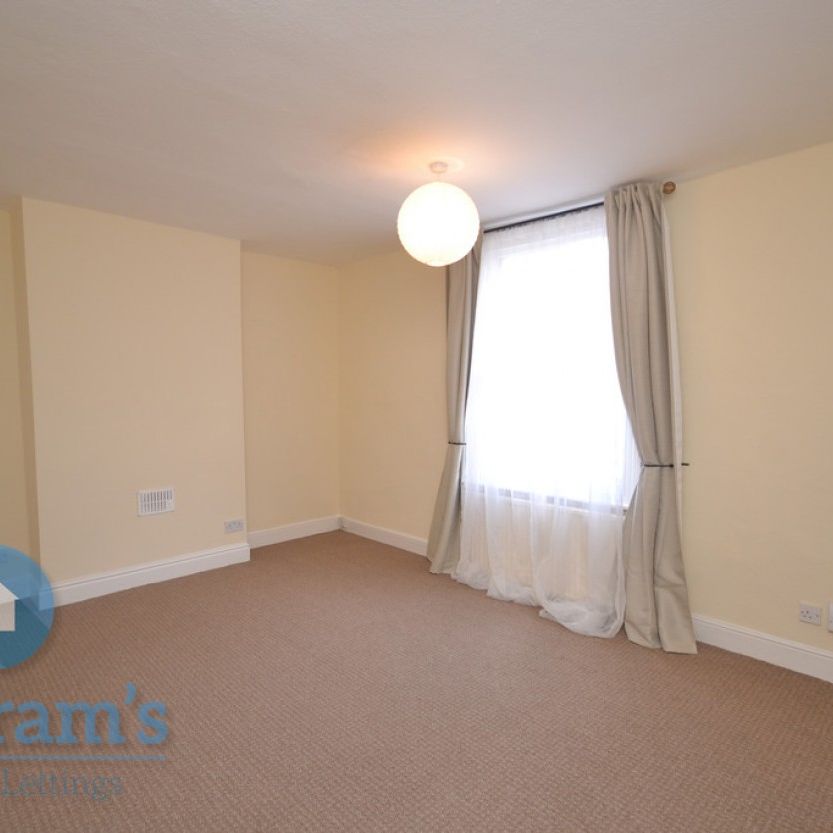 3 bed Mid Terraced House for Rent - Photo 1