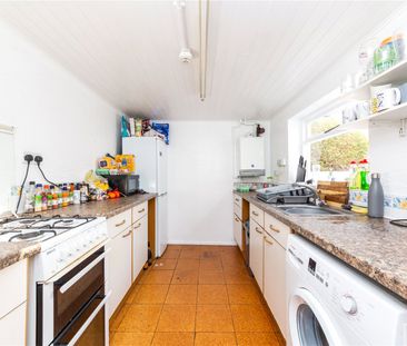 5 bedroom terraced house to rent - Photo 2