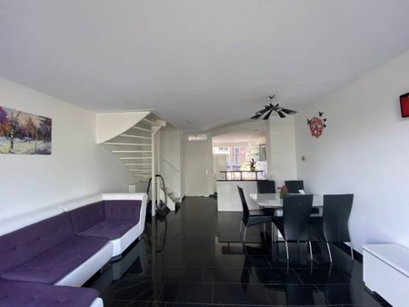 Flatusstraat - Foto 2