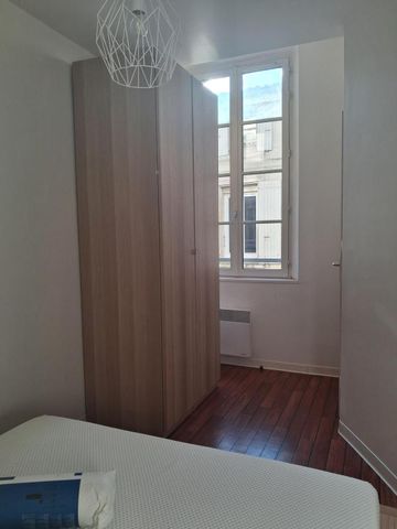 Location Appartement 2 pièces 36m² SAINTES 17100 - Photo 4