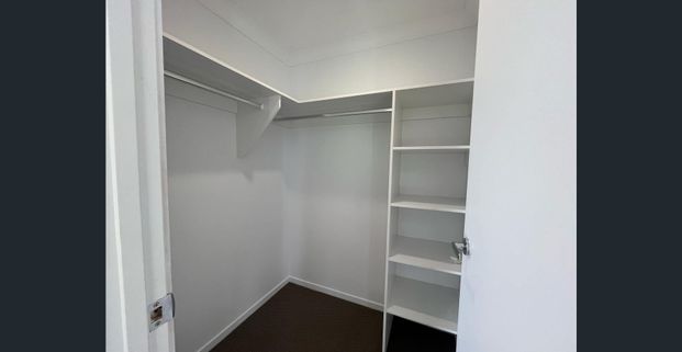 Modern Family Home! - Photo 1