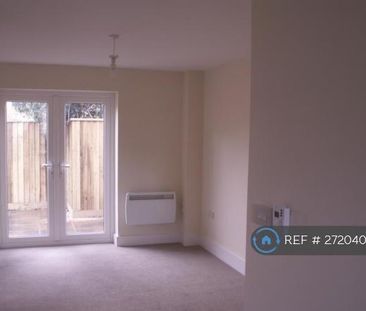 2 bedroom semi-detached house to rent - Photo 1