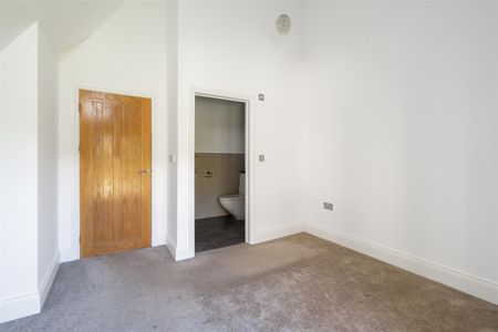 2 bed apartment to rent in Station Road, Solihull, B93 - Photo 4