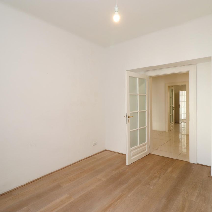 Pronájem bytu 3+1 105 m², Vinohradská , Praha - Фото 1