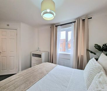 3 bedroom semi-detached house to rent - Photo 6