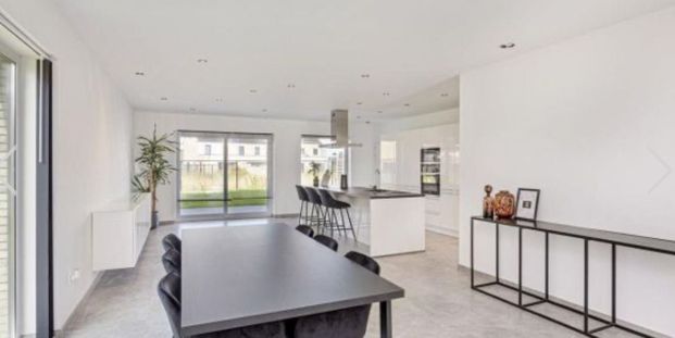 Woning te huur in Balen voor € 1.500 met 3 slaapkamers - Photo 1