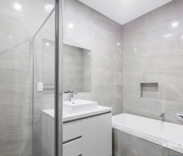 3/47A New Street, South Kingsville VIC 3015 - Townhouse For Rent | ... - Photo 6