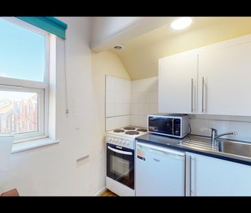 Studio Flat, High Road, NW10 - Photo 5