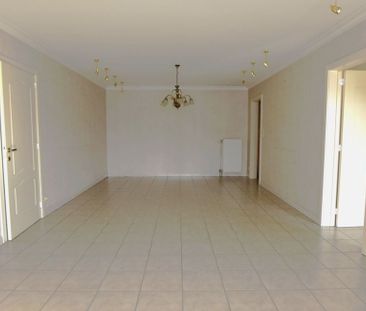 Appartement te huur in Maldegem voor € 950 met 2 slaapkamers - Photo 2