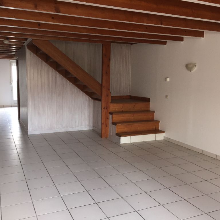 Location Appartement 3 pièces 100m² - Photo 1