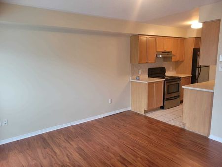 For Lease - 4975 Southampton Drive Unit# 208, Mississauga, Ontario - Photo 5