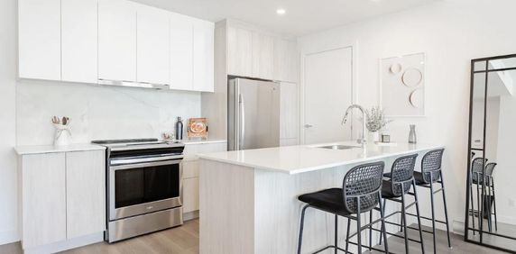 Spacious 3 1/2 Condo for Rent – Rubis Laval (9th Floor) - Photo 2