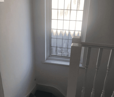 Lady Margaret Road, Southall, UB1 - Photo 6