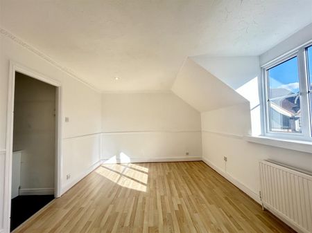 1 Bedroom Maisonette To Let - Photo 4