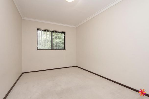 COMFORT AND CONVENIENCE AWAIT! - Photo 1