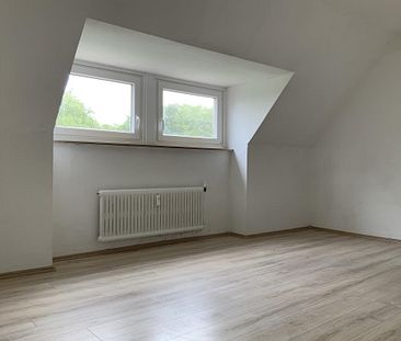 2 Zimmer DG Wohnung in Kamen nähe City Bad mit Fenster und Dusche - Photo 4