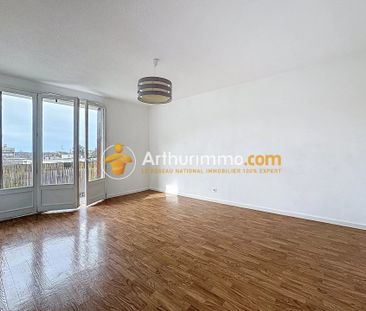 Location Appartement 2 pièces 48 m2 à Bourgoin-Jallieu - Photo 2